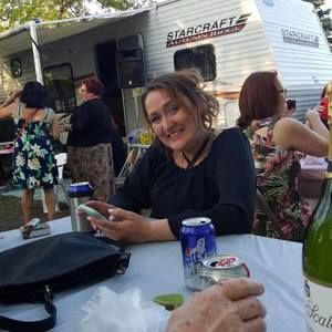 Meet your Posher, Mel